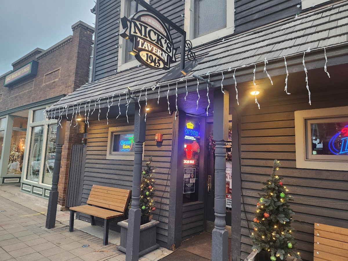 Nick's Tavern