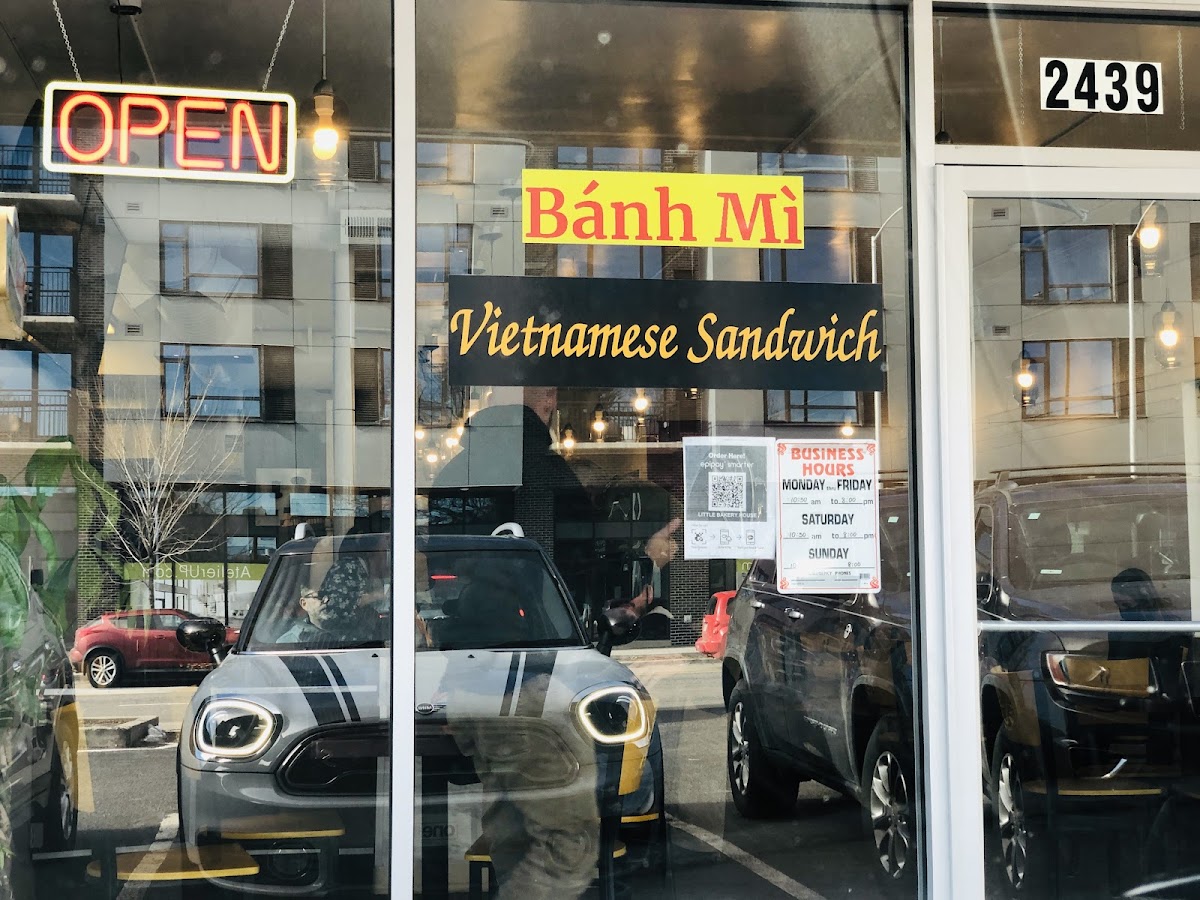 Banh Mi Station