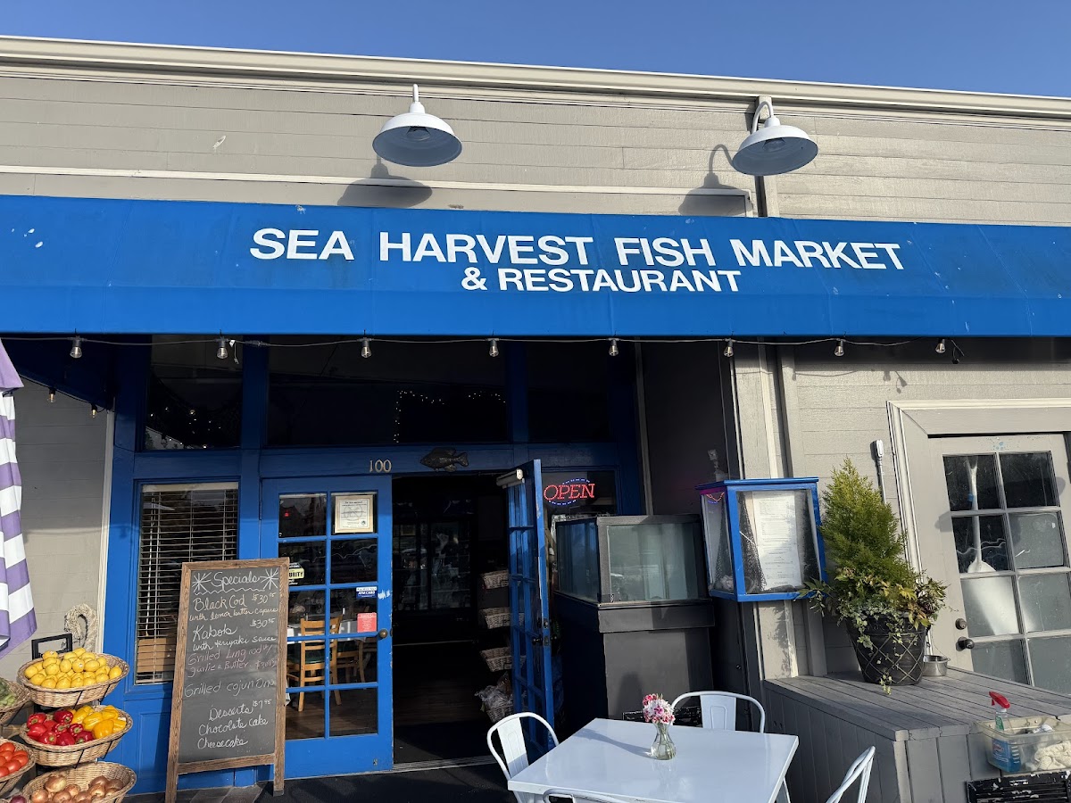 Sea Harvest Fish Market & Restaurants