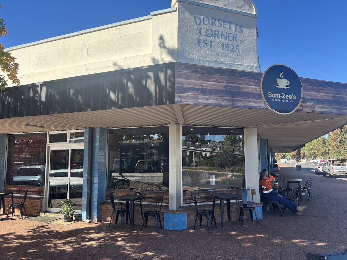 Barn-Zee's Burgers & Barista