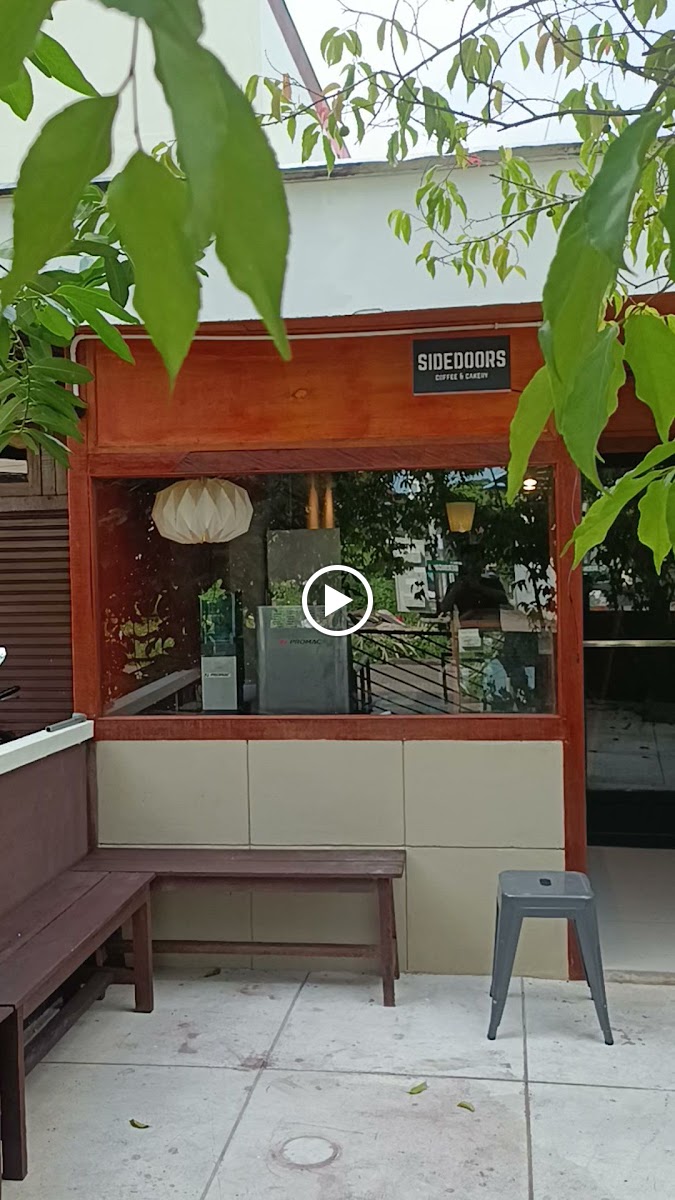 Sidedoors Cafe Pontianak