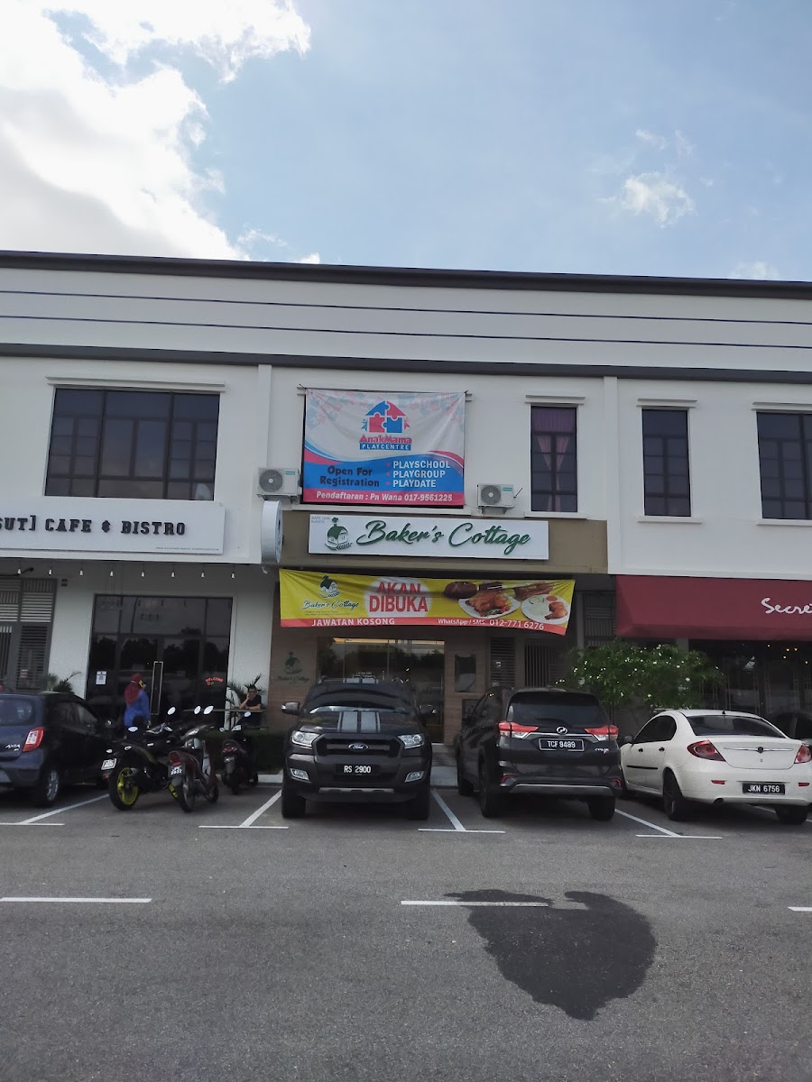 Baker's Cottage Taman Kota Masai