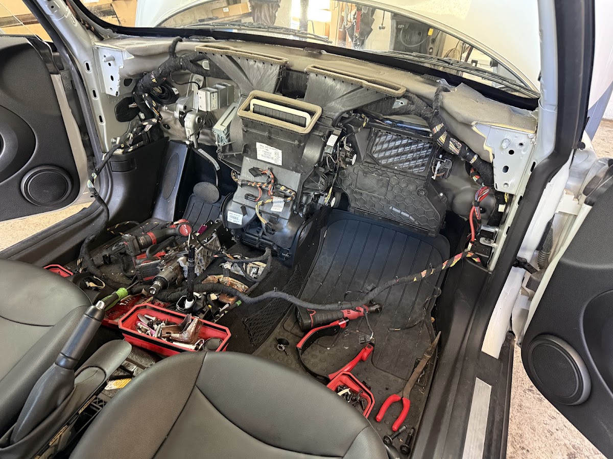 Mike's Auto Air Conditioning