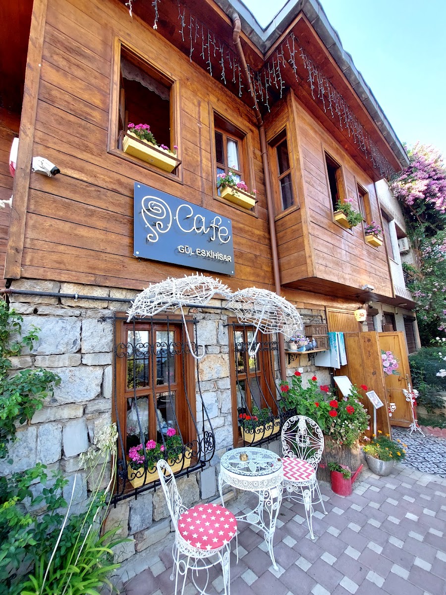 Gül Eskihisar Cafe ve Sanat Atölyesi