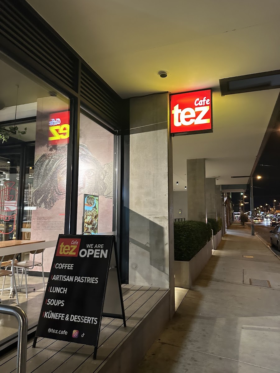 Tez Cafe Baklava Borek Kunefe - Bursa Kofte Kebab