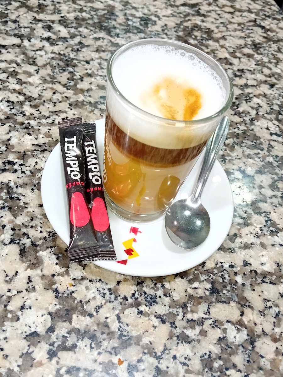 Cafeteria Sol Y Sombra